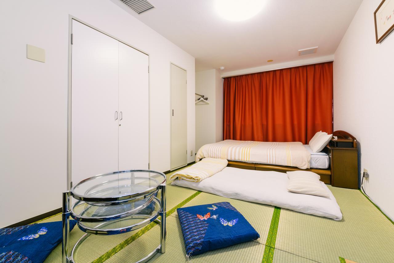 Guest House Chiharu Fukuoka  Exteriér fotografie